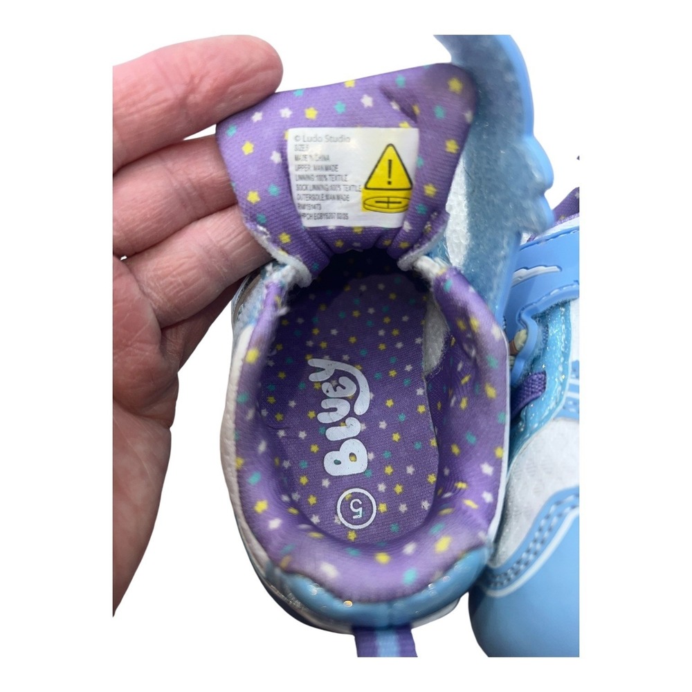 Bluey Ground Up Toddler Girls Size 5‎ Sneakers Shoes Blue Purple Cartoon - Picture 5 of 7